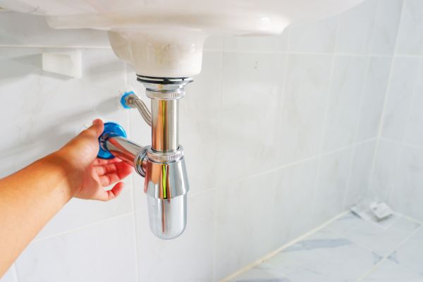 Toilet Pipe Unclogging